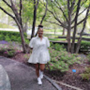 Meet your Posher, Vondradee